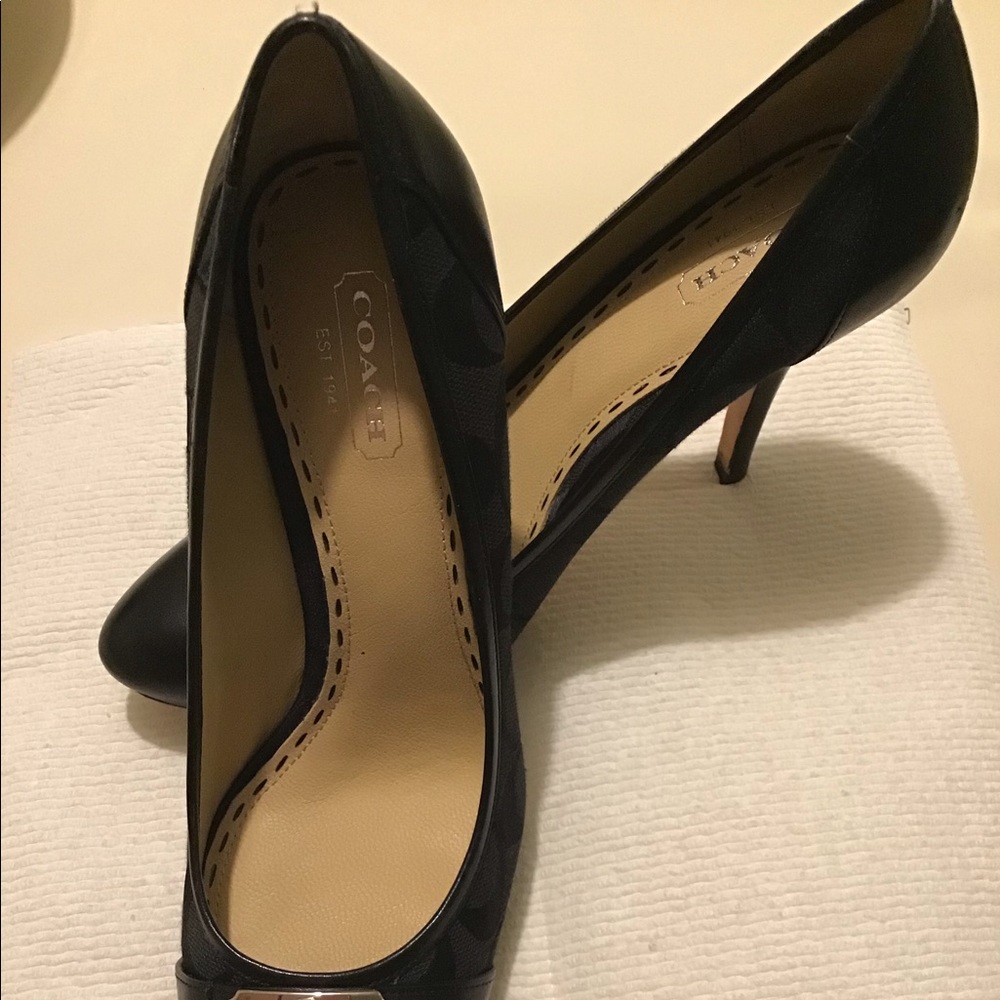 COACH WOMENS SHOES